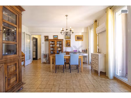 appartement toulon st anne dernier etage + stationnement