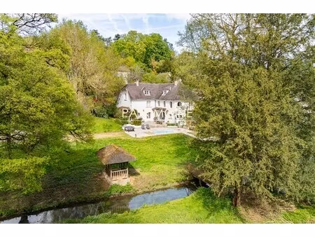maison de luxe à vendre à courgent