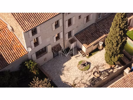 maison de village avec son jardin privatif et 2 appartements