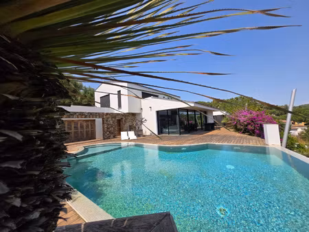 maison contemporaine d'architecte - calme  confort et design