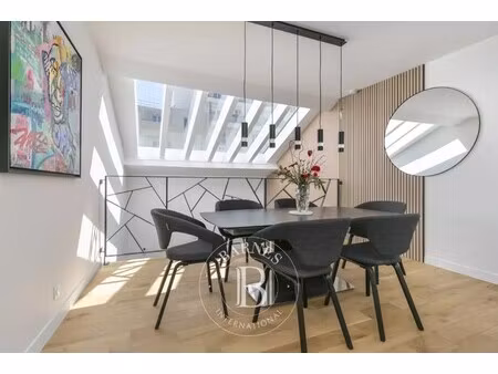 maison de luxe à vendre dans le quartier république