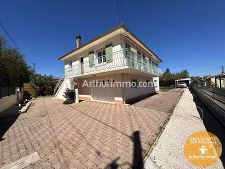 maison centre saint-astier divisible en 2 logements – 4 chambres  terrain clos