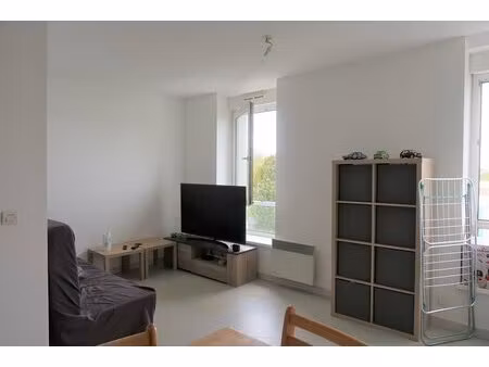 longwy  mont saint martin  proche des 3 frontières  très bel immeuble avec 12 appartements