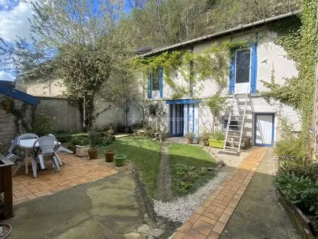 maison avec fort potentiel – idéal investisseur ou grande famille