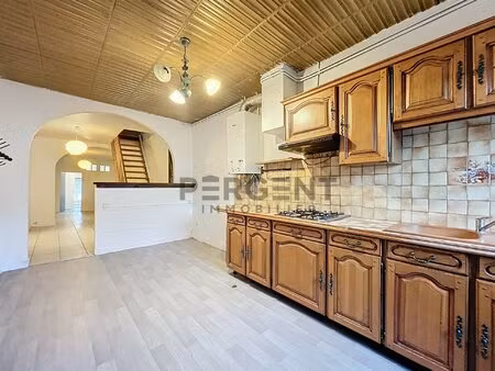 maison mitoyenne de 78 m2 à rafraichir à montcy notre dame