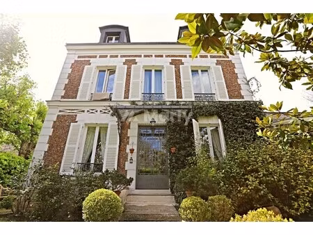 maison de luxe à vendre dans le quartier le parc