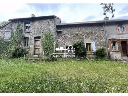 corps de ferme avec terrain de 7117m2 naillat