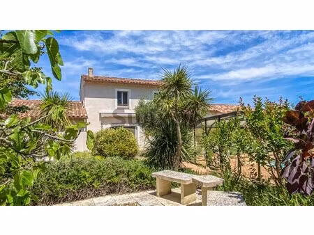 villa de luxe à vendre à blauzac