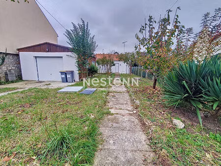 trappes : maison 2 pièces à louer avec bureau + cave et garage