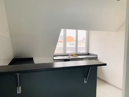 12 rue desprez 3ème et.