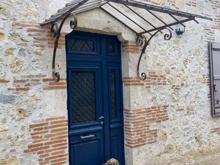 auvillar  charmante propriété de 17 hectares avec sa maison de maître. coup de coeur assur