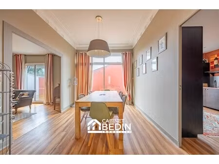 maison de luxe à vendre dans le quartier capucins-saint michel-nansouty-saint genès