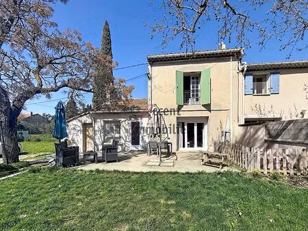 partie de mas en campagne sur 712 m² de terrain.