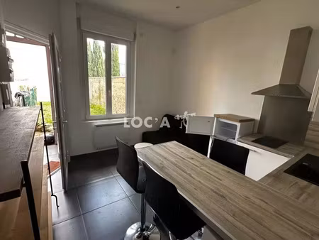 location appartement 2 pièces 28 m² à lyon 8 (69008)