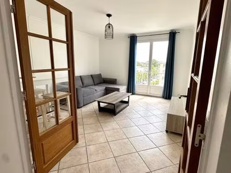 appartement t4 meublé - quartier petit-port - nantes - cs 1858