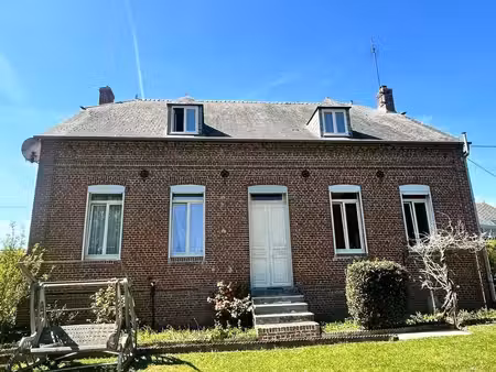 maison de campagne à puisieux-et-clanlieu (02120)