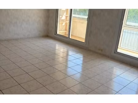 location appartement  83.81 m² t-3 à bourg-en-bresse  890 €