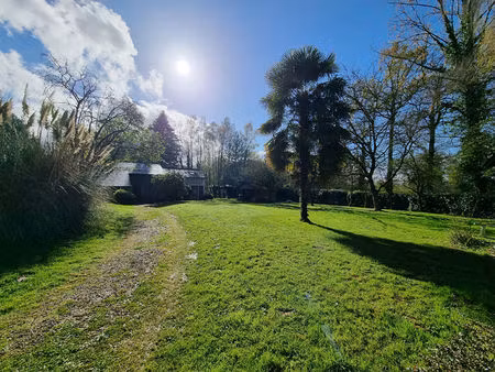 a vendre campagne de melesse  maison 5 chambres  3 chambres au rez-de-chaussée avec salle 