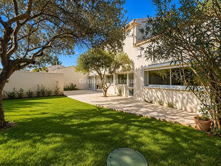 maison monteux 8 pièce(s) 180 m2  5 chambres  piscine 2 grandes terrasses et jardin