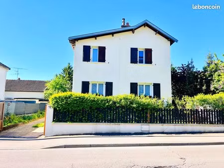 appartement 4 pièces 90 m²