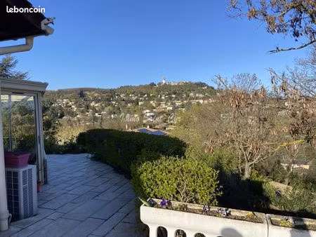 maison 6 pièces 164 m²