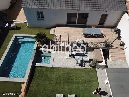 villa 4 pièces 100 m²