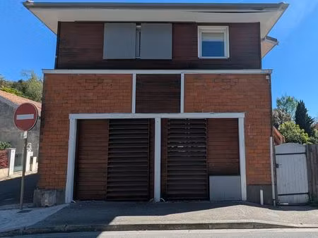 immeuble 180 m² latresne