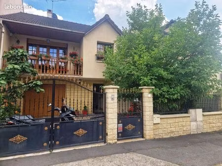 appartement 6 pièces 110 m²