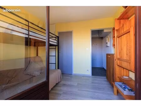 studio 1 pièce 14 m²