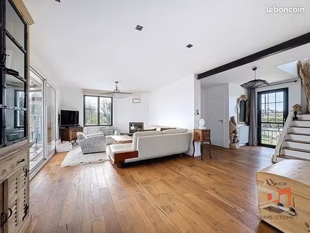 maison 6 pièces 156 m²