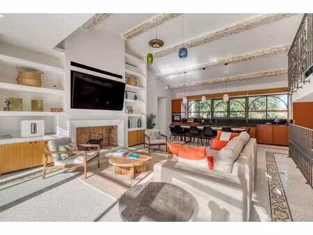 maison de luxe à vendre dans le quartier zone est diffuse