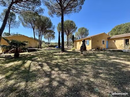 villa 4 pièces 100 m²