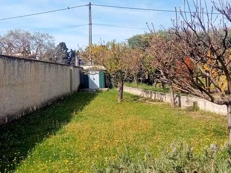terrain 450 m² aubignan