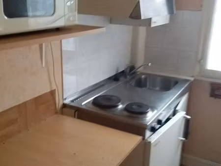 studio meublé 350e ttc