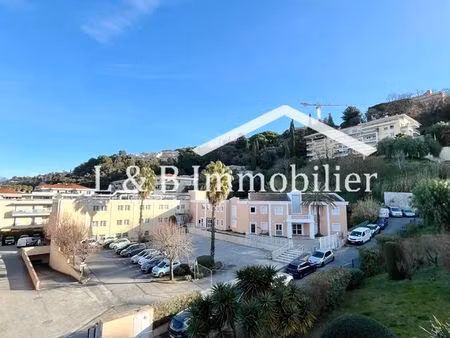 studio 1 pièce 35 m²