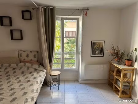 studio 23m2 idéal pour étudiant ou jeune actif