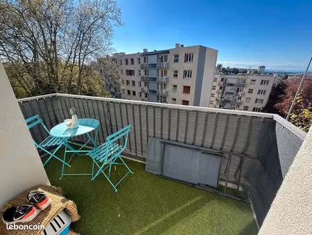 t3 balcon secteur hpl poss garage