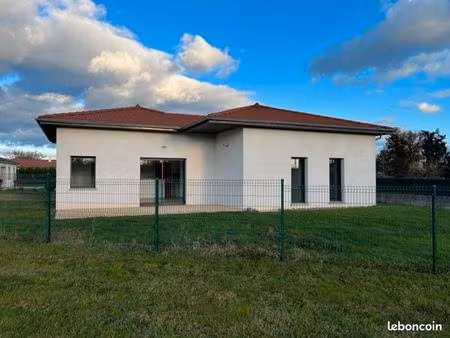 location maison récente  ouches