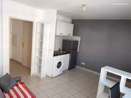 studio 25 m2  cergy grand centre