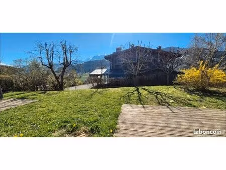 apt 83 m2  3 chambres jardin face mont blanc