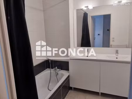 appartement 3 pièces 60 m²