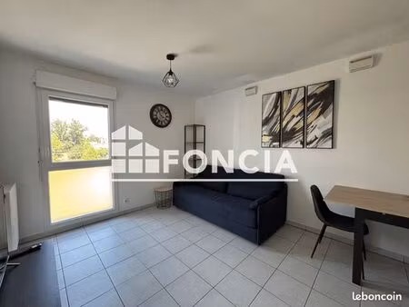 studio 1 pièce 25 m²