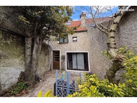 appartement triplex - type maison individuelle