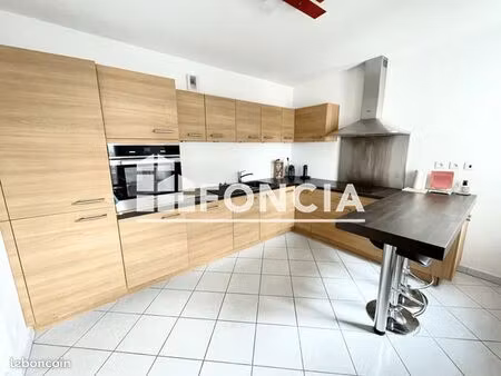 appartement 3 pièces 64 m²