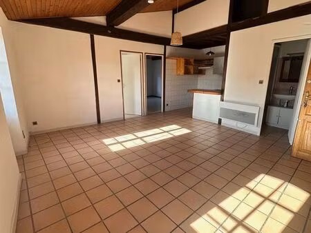 appartment t3 à louer  centre de limoux