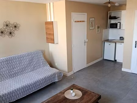 studio – meublé – 380 euros – direct particulier