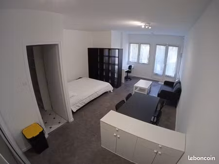 studio meublé 30 m² - talence - libre de suite
