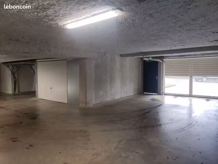 location garage à hendaye