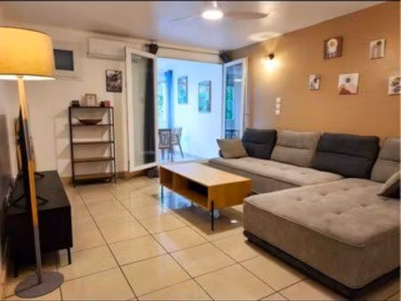 appartement t2 45m2 proximité plage boucan cannot