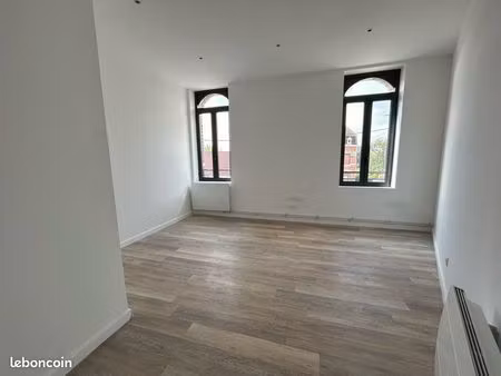 location studio proche bizet